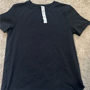 lululemon athletica Black Short Sleeve Tee